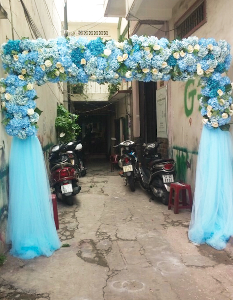 Cổng hoa cưới màu xanh ngọc
